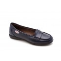 Mocassin lady