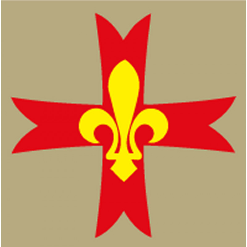 Croix de poitrine beige